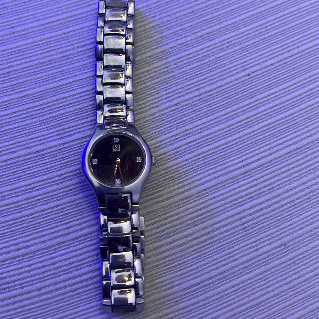 Esq Watch